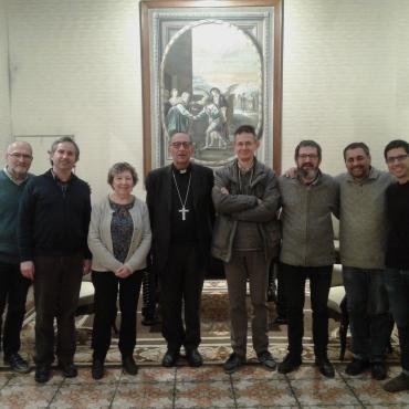 El Comité Permanente visita al cardenal-arzobispo Omella
