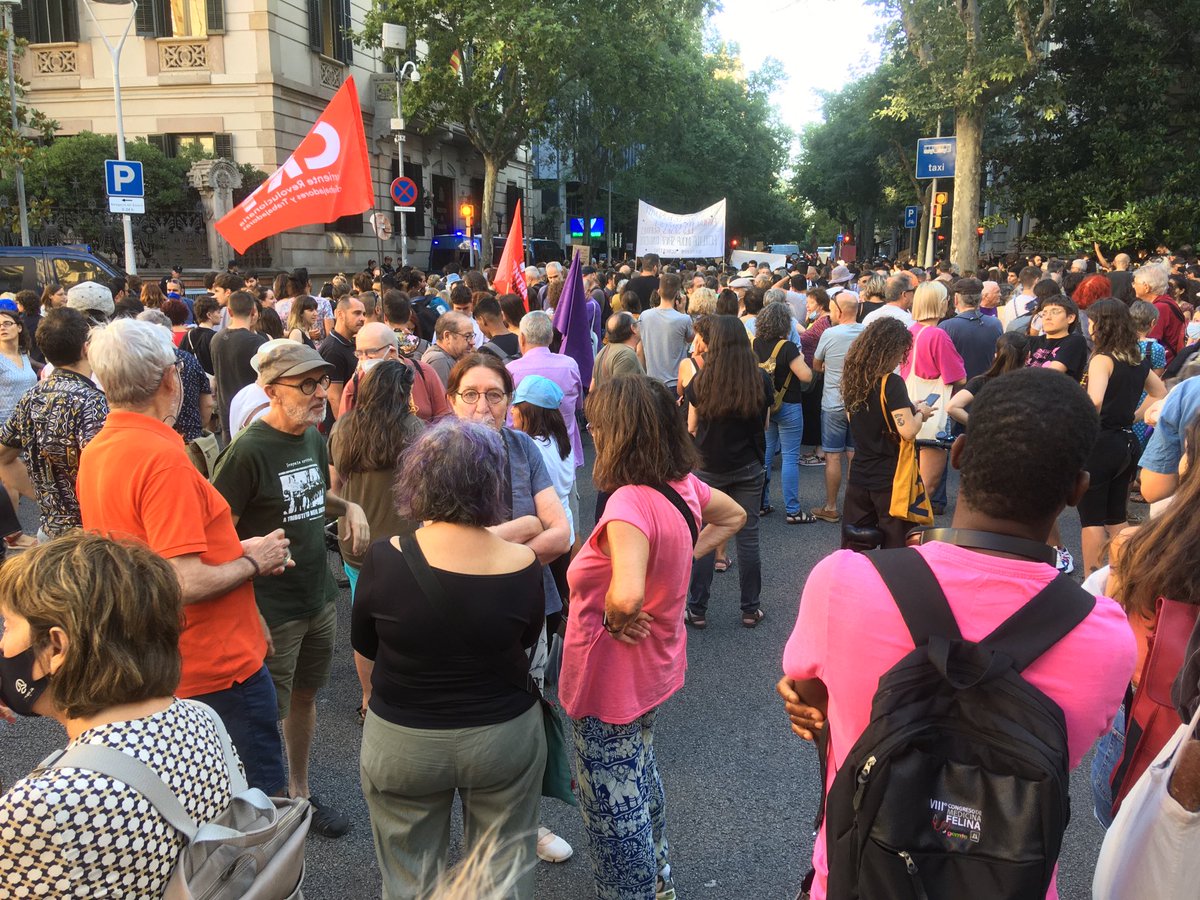 Protesta a Barcelona per la massacre a Melilla [Foto: Nani Vall-llossera].