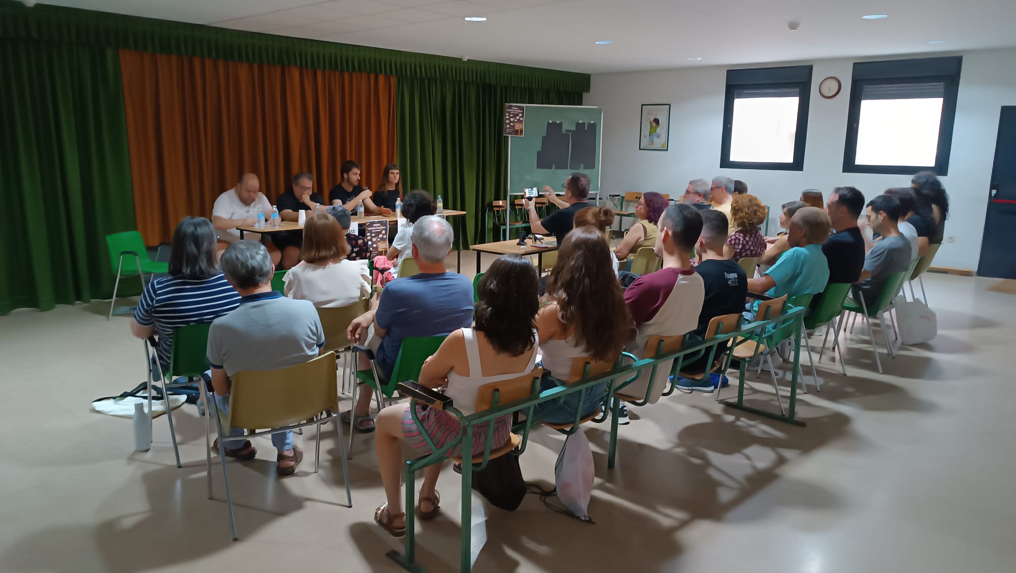 “Habitatge dret o privilegi?”