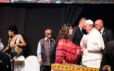 El papa Francesc es va fer seva la proposta dels Moviments Populars d’un salari bàsic universal