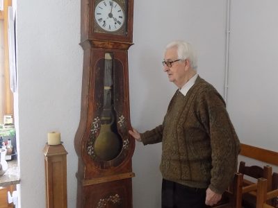 Moren dos preveres far: Romà Fortuny i Ramon Prat