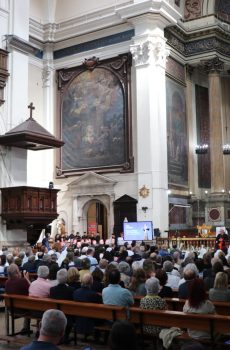 Els preferits de Jesús, protagonistes en la visita del papa Lleó a la parròquia de Sant Agustí
